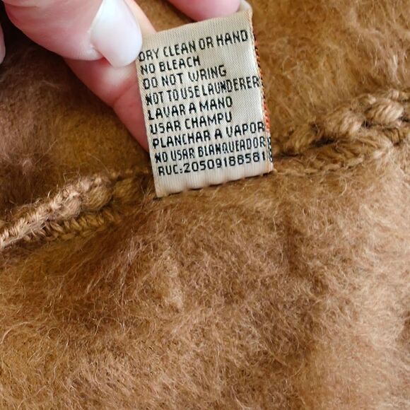 PERU 100% ALPACA CAPCHATEX caramel lace button front poncho L - Picture 5 of 7